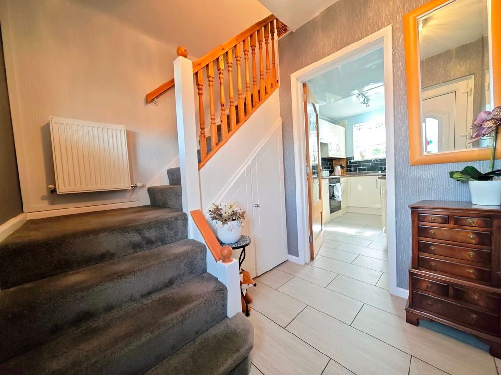 Property photo 2 of 16 Photo 2