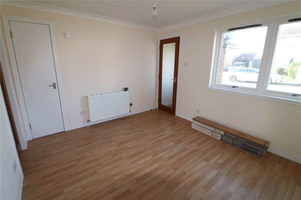 Property photo 2 of 15 Living Room