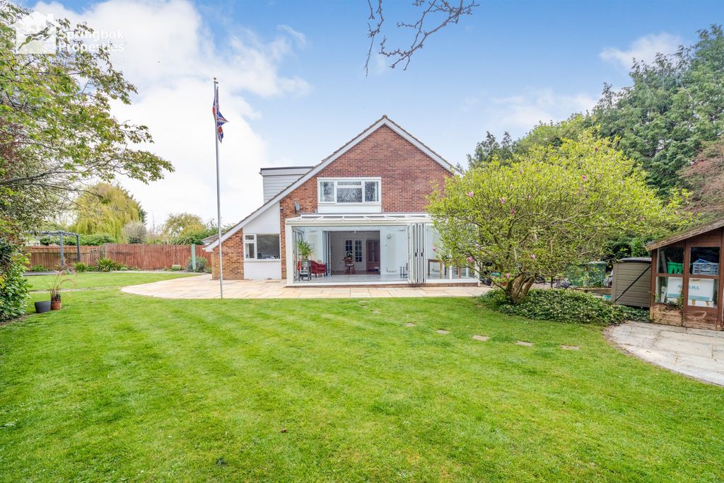 Property photo 1 of 39 Front View