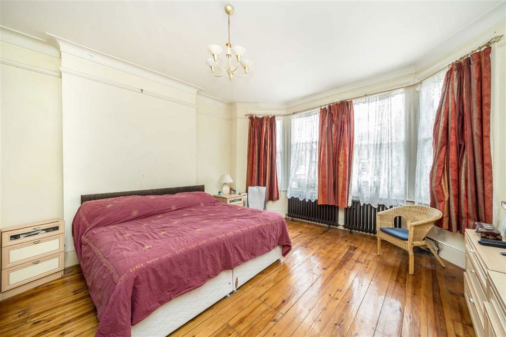 Property photo 3 of 4