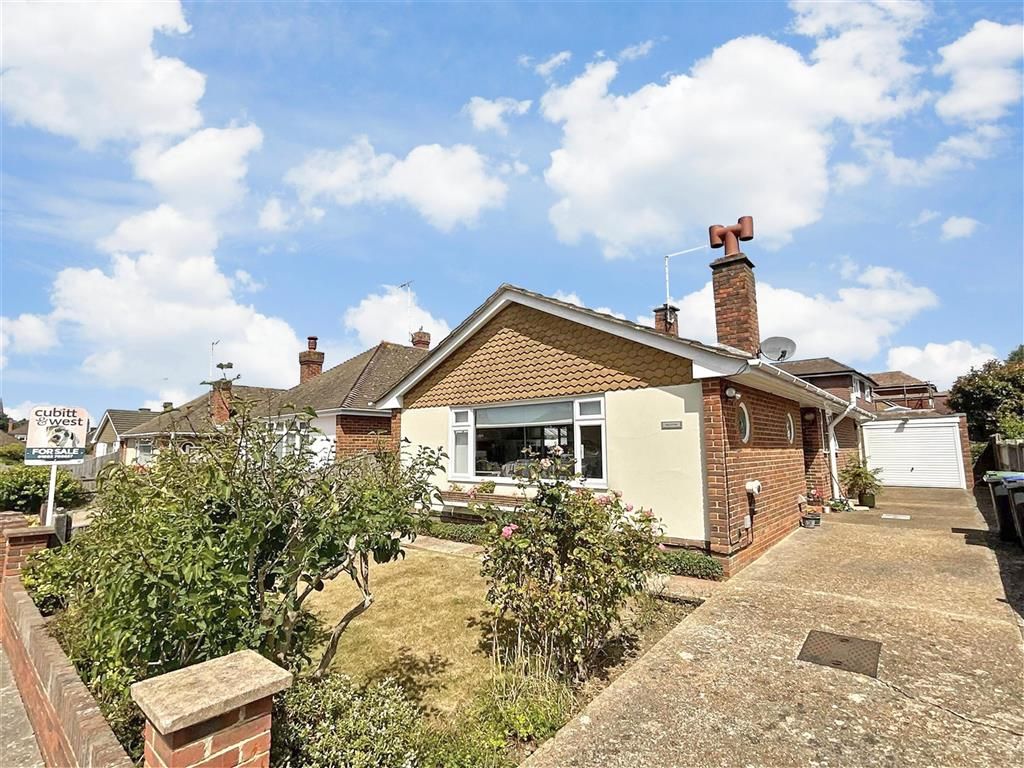 Property photo 3 of 14 Front 2