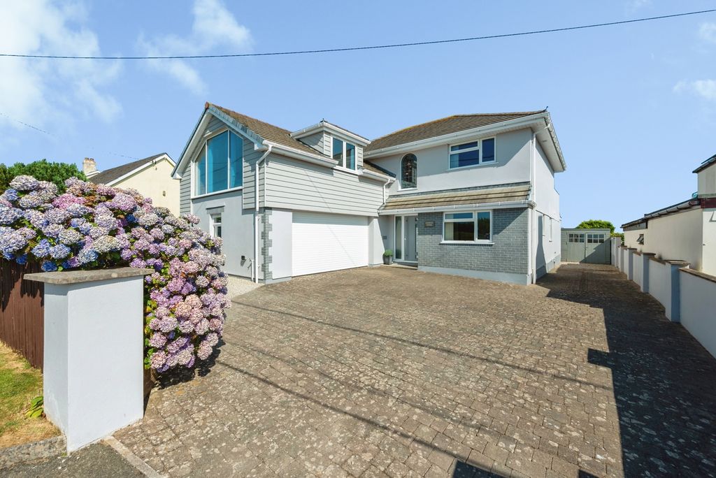 Property photo 1 of 20 Pbox-Img.Jpg