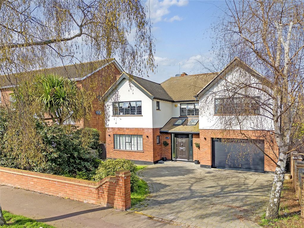 Property photo 2 of 35 Picture No. 36