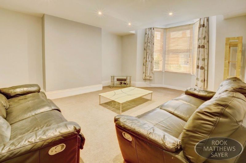 Property photo 3 of 14 Photo 11