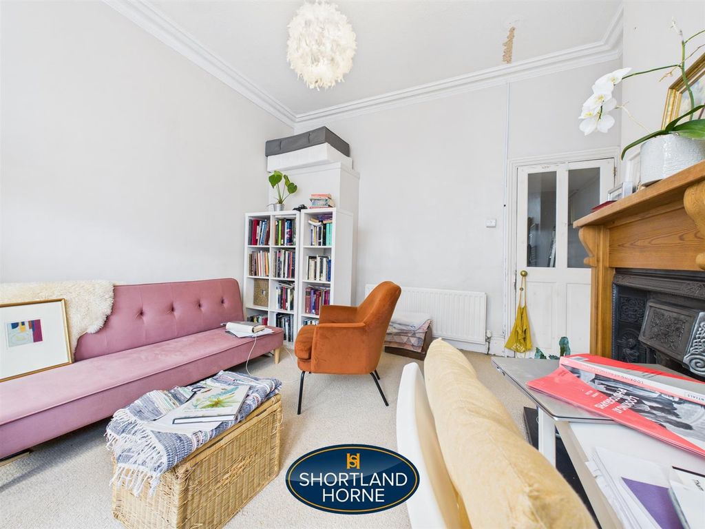 Property photo 3 of 15 Cam04377G0-Pr0072-Still002.Jpg