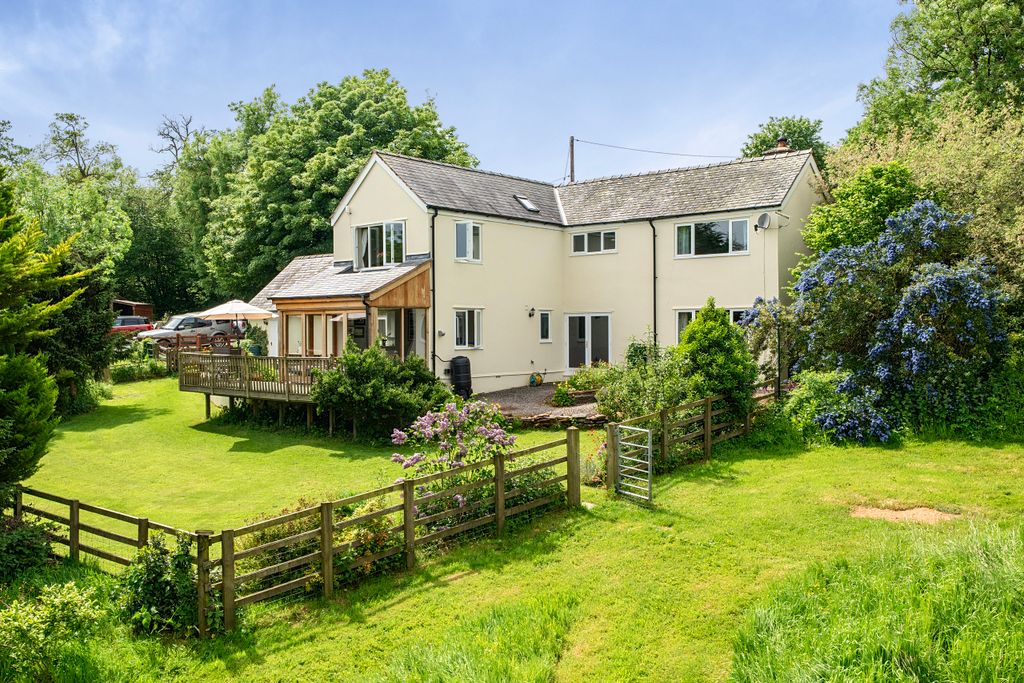 Property photo 1 of 48 1465325 (3)