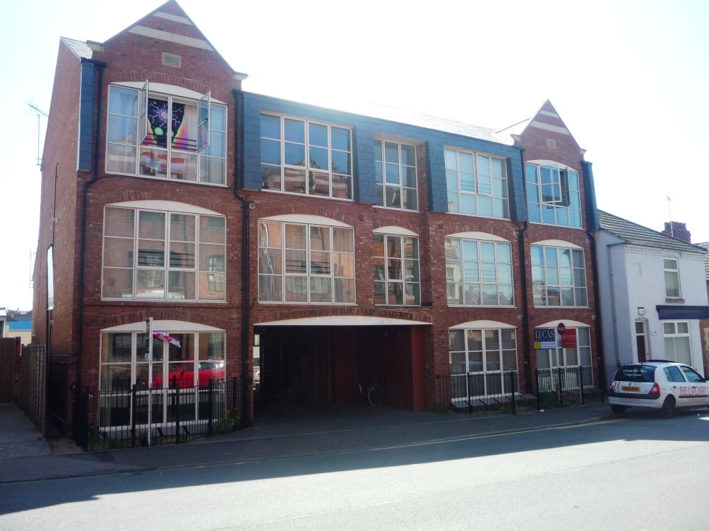 Property photo 1 of 7