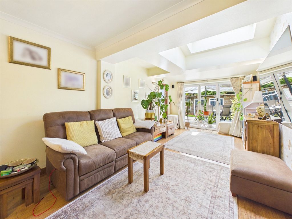 Property photo 3 of 15 Picture No. 04