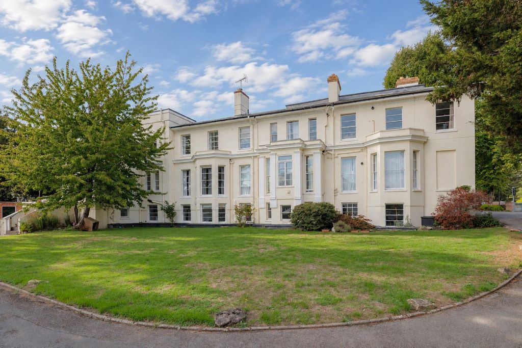 Property photo 1 of 8 10A6Feeb-57F5-416D-9Bab-25D766B1562F.Jpg