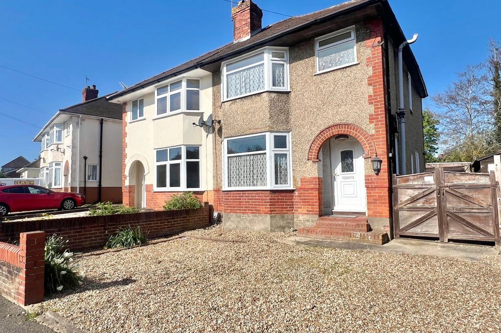 Property photo 1 of 19 Picture No. 18