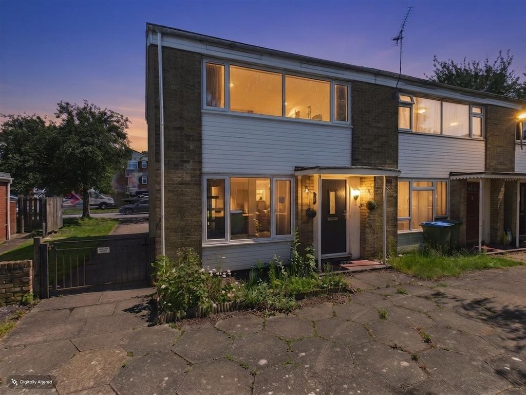 Property photo 1 of 14 Twilight.Jpg