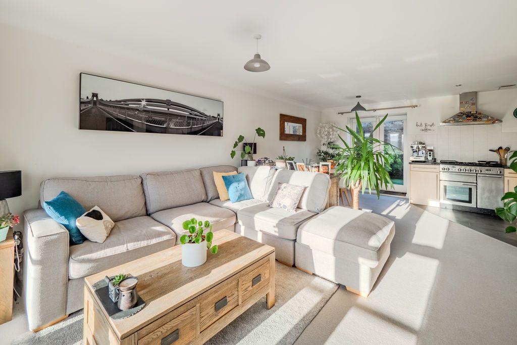 Property photo 2 of 17 Photo 12