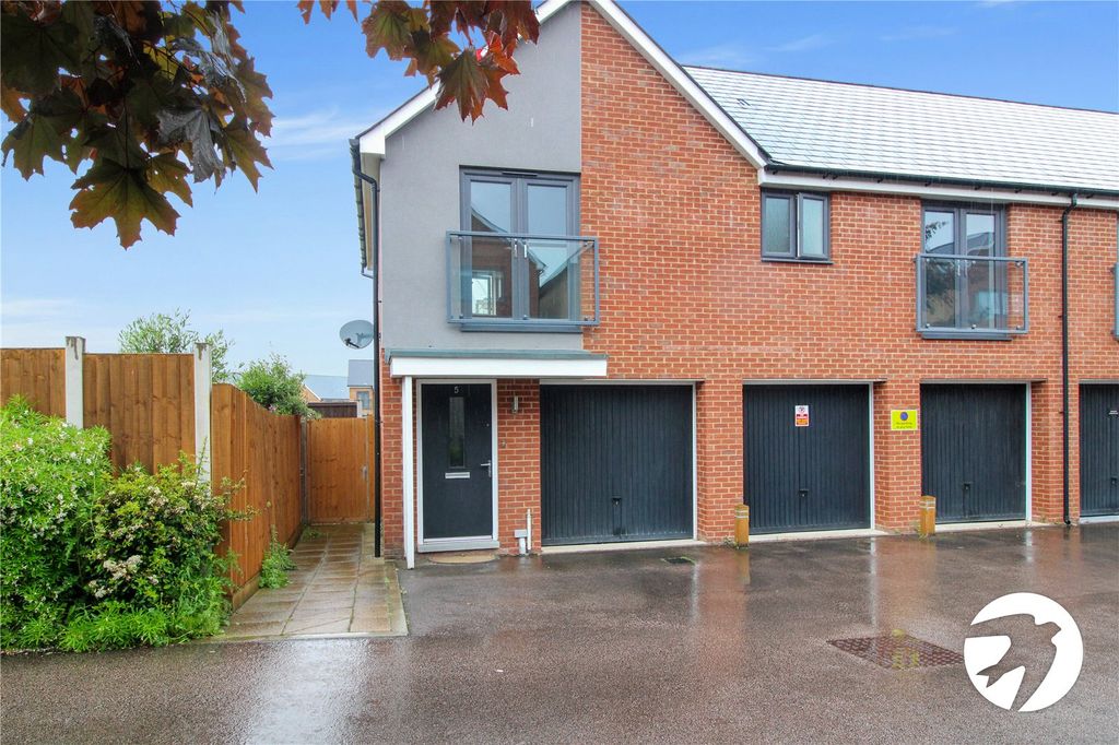 Property photo 1 of 13 External