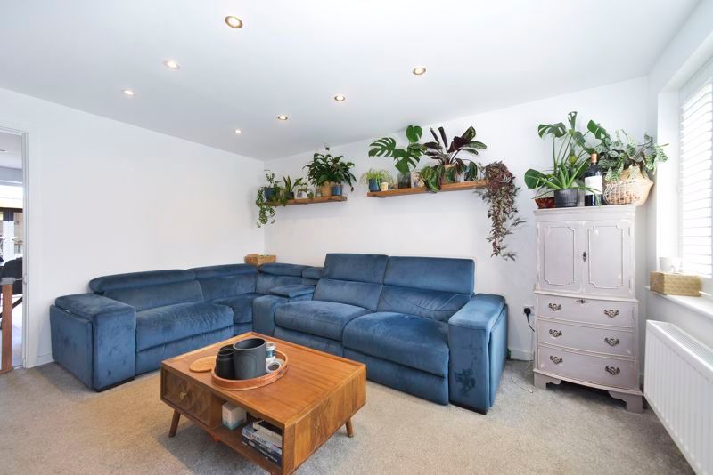 Property photo 2 of 16 Photo 12