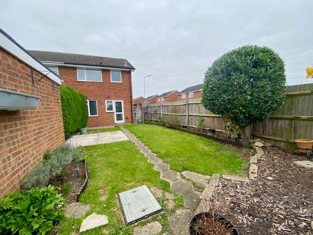 Property photo 2 of 9 Garden