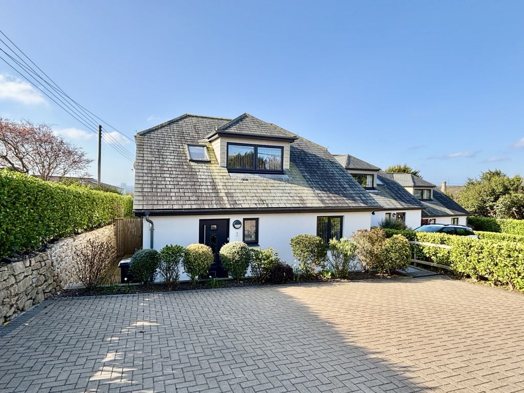 Property photo 1 of 22 3 Bedroom Detached House For Sale