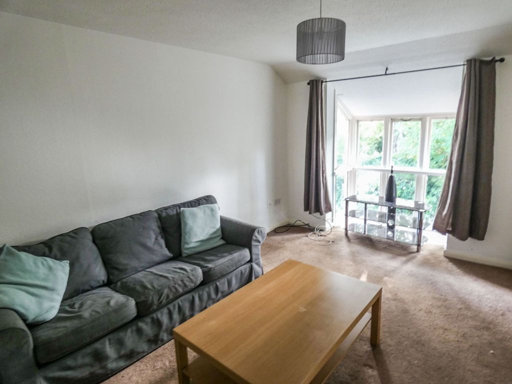 Property photo 2 of 6