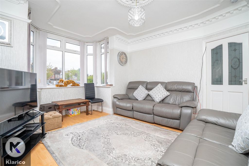Property photo 3 of 21 Photo-2.Jpg