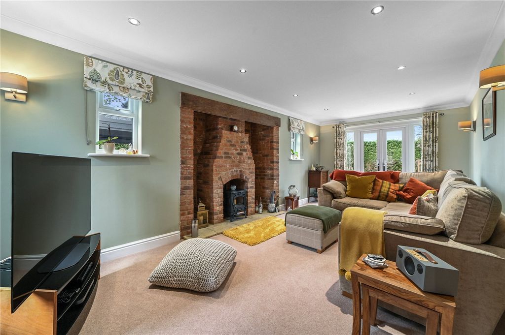 Additional image 5 of 4 bed detached house for saleMillhurst Mews, Old Harlow, Essex CM17