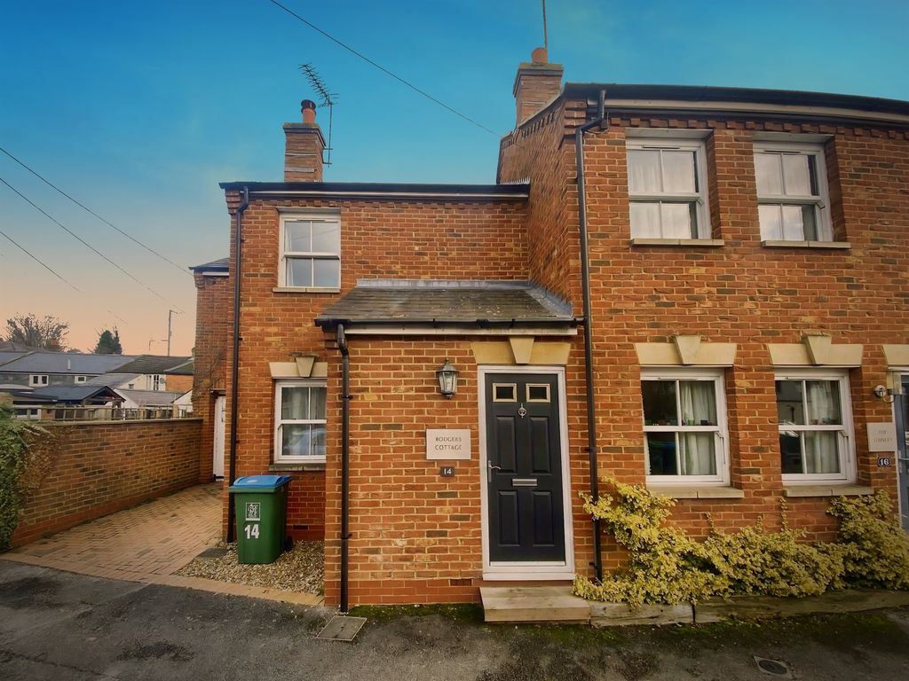 Property photo 1 of 12