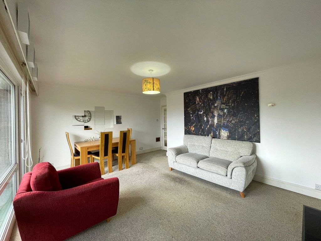 Property photo 3 of 7 Living Room