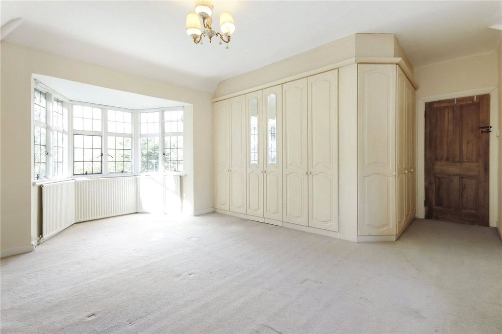Additional image 10 of 7 bed detached house for saleBrassey Road, Oxted, Surrey RH8