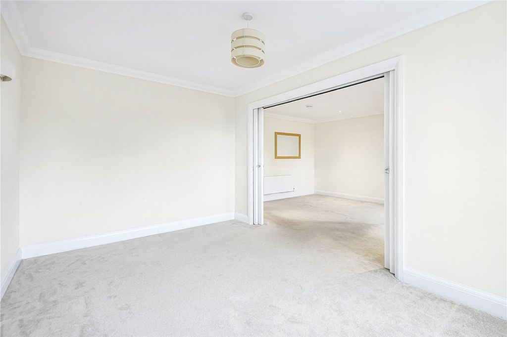 Additional image 12 of 2 bed flat for saleBolnore Road, Haywards Heath RH16