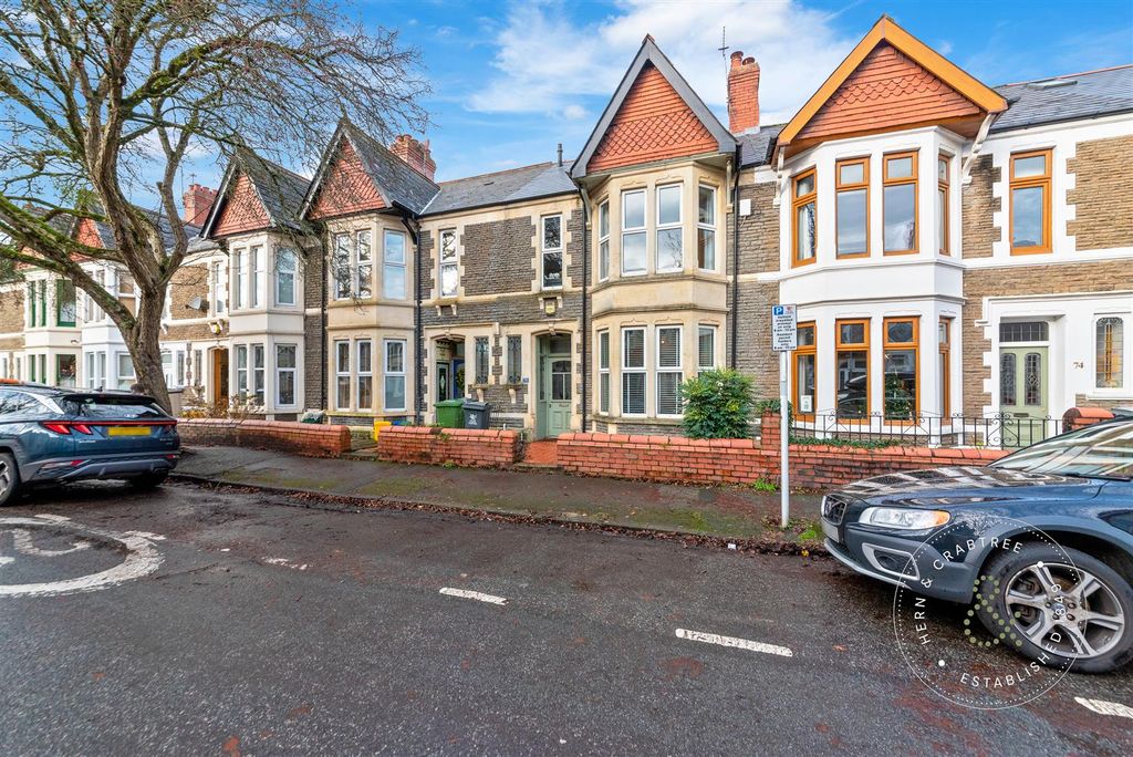 Property photo 1 of 26 Canada-Road-30.Jpg