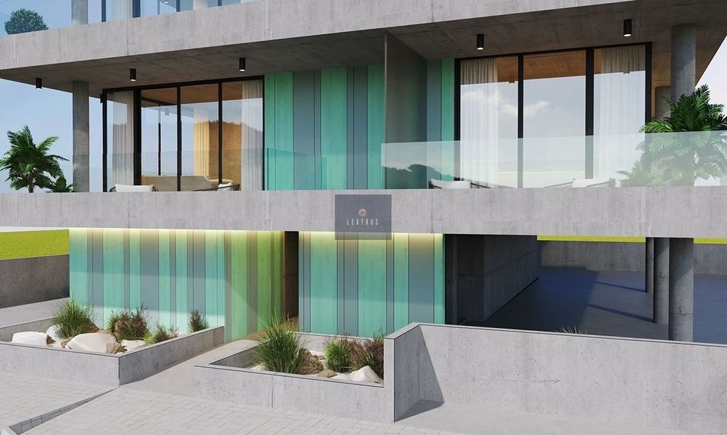 Property photo 2 of 3