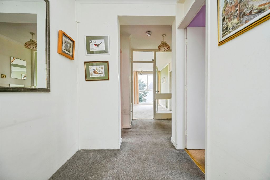 Property photo 2 of 14 Pbox-Img.Jpg