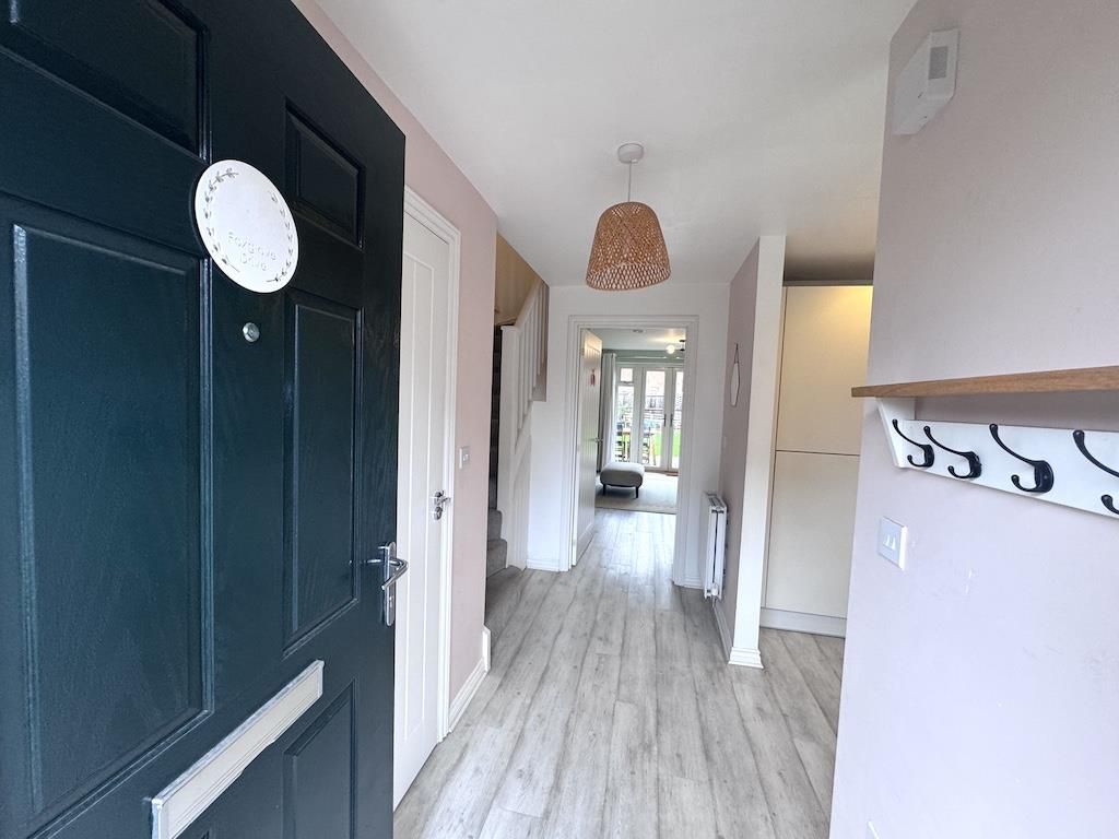 Property photo 2 of 17 3 - Entrance.Jpg