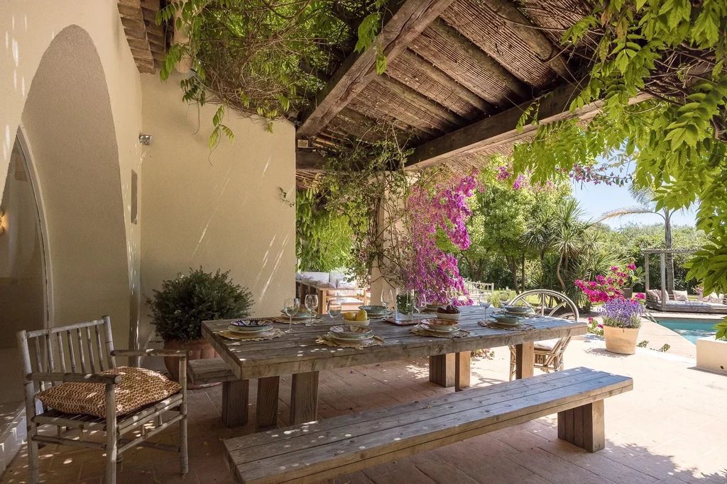 Property photo 3 of 21