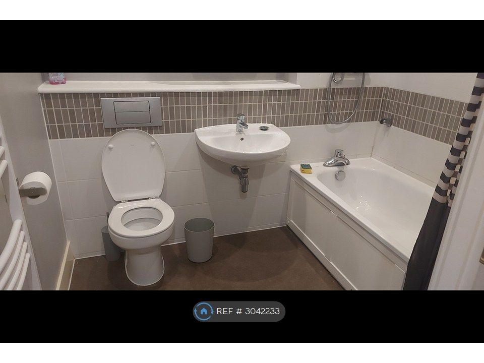 Property photo 3 of 4