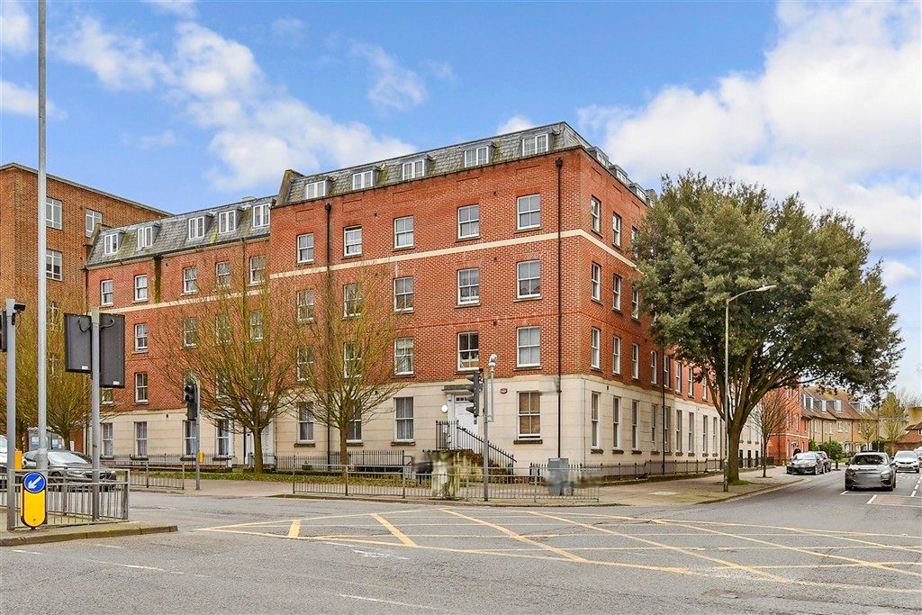 Property photo 1 of 10 External (Web)