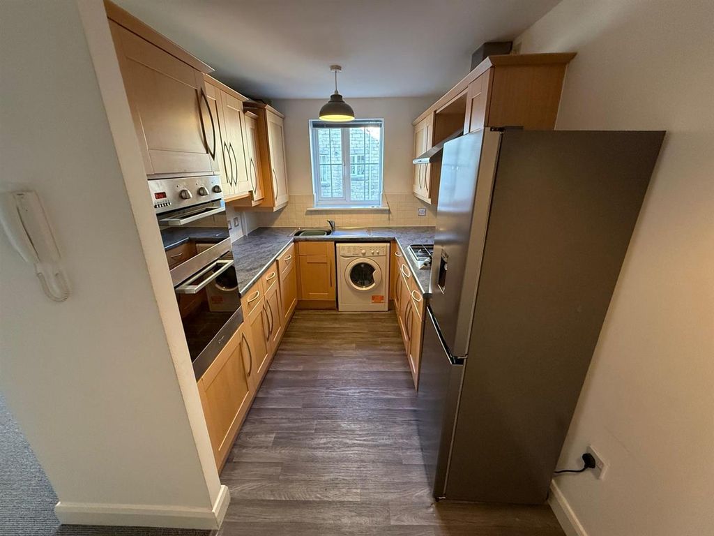 Property photo 2 of 13 Kitchen