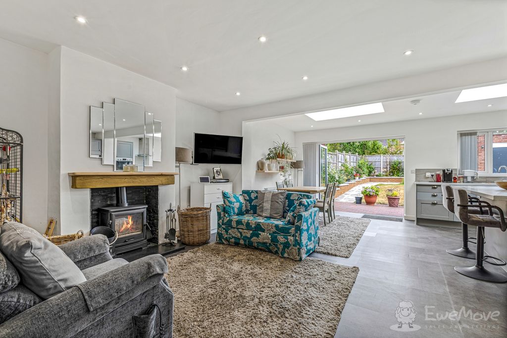 Property photo 3 of 16 Boswell Road_Lounge_2_Wm