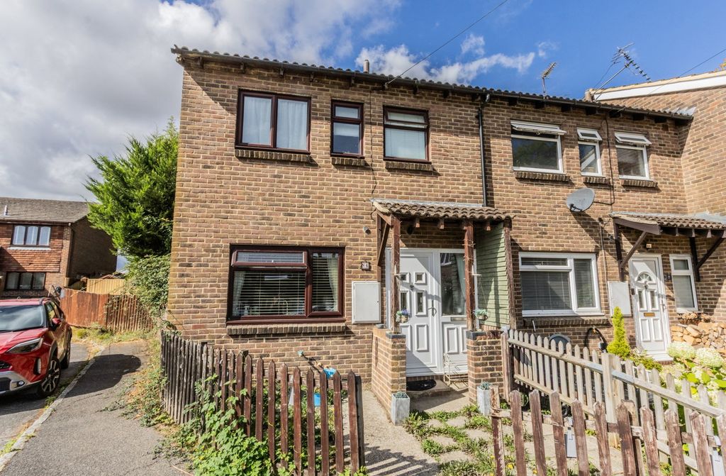 Property photo 1 of 7