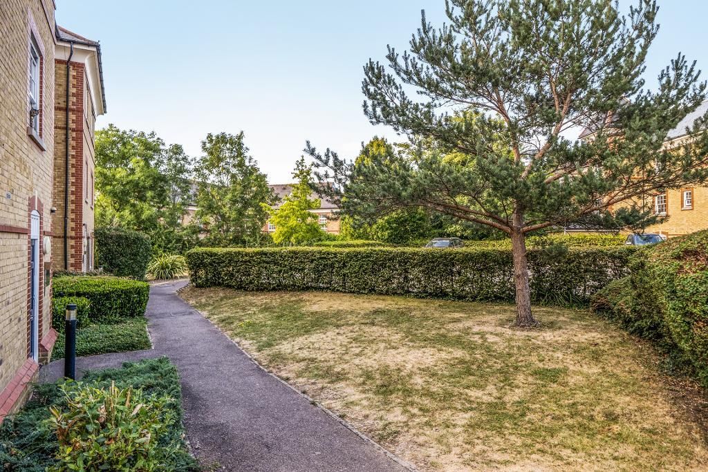 Property photo 2 of 8