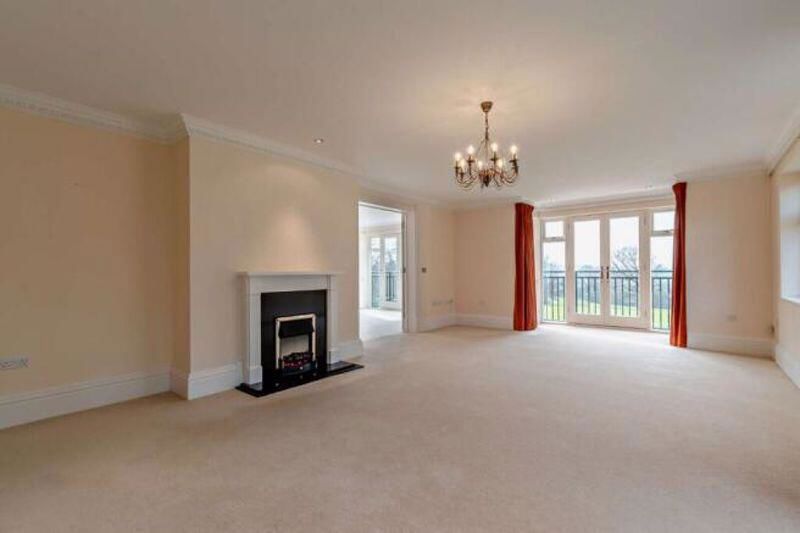 Property photo 2 of 21