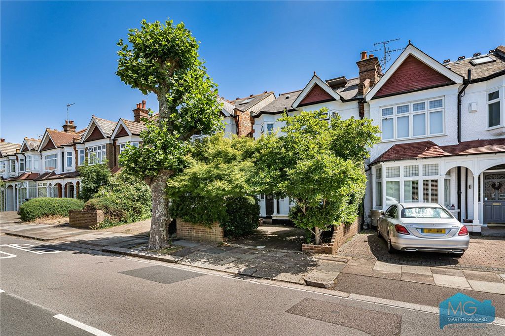 Property photo 1 of 27 Picture No. 30