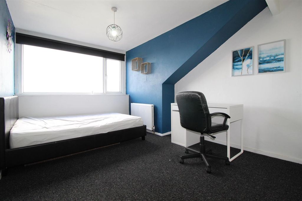 Property photo 1 of 8 Jbp1Dqiyz0K9Czfo189Ota.Jpg