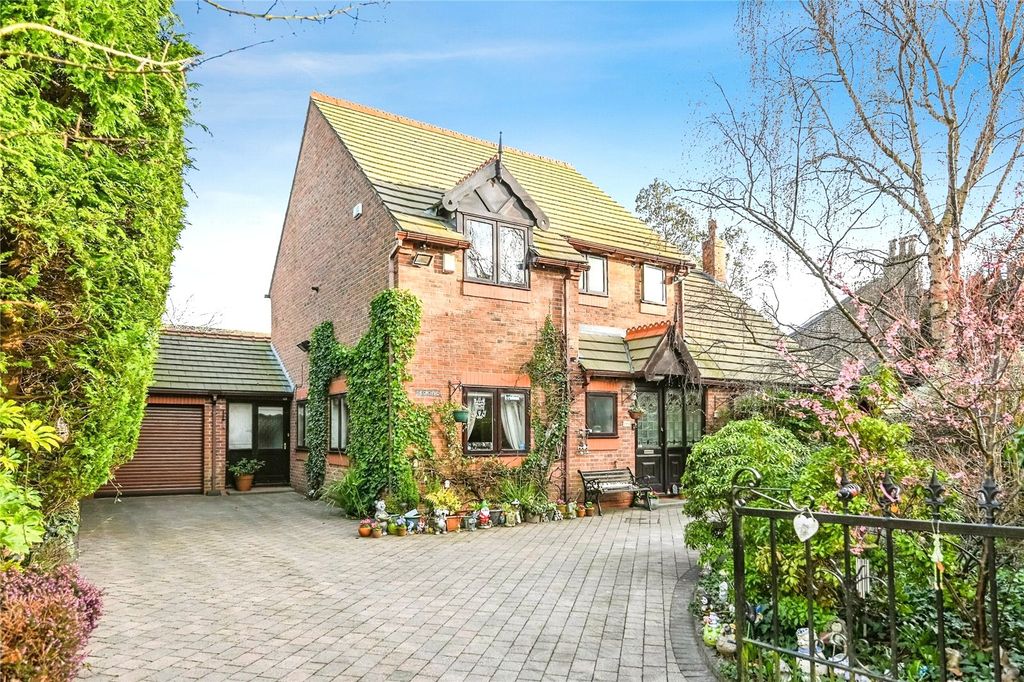 Property photo 1 of 27 Picture No. 31