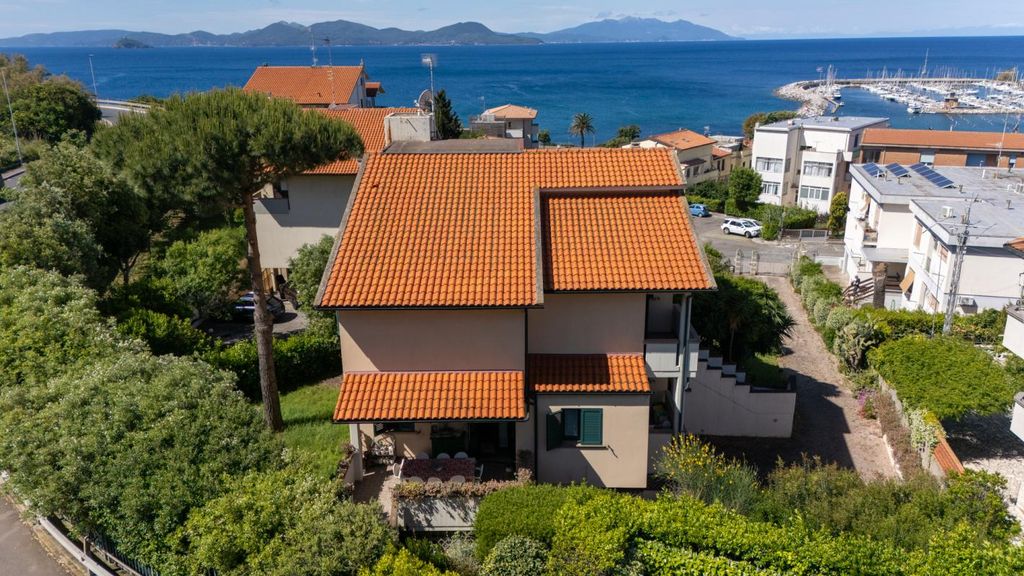 Property photo 1 of 36