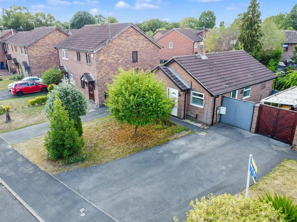 Property photo 1 of 13