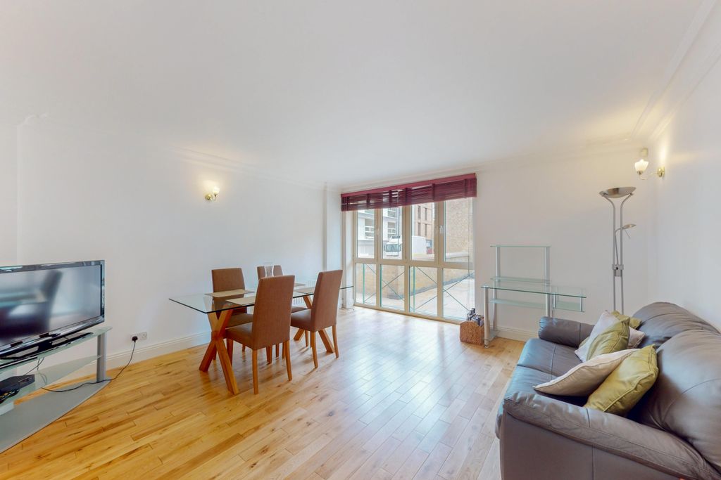 Property photo 2 of 7