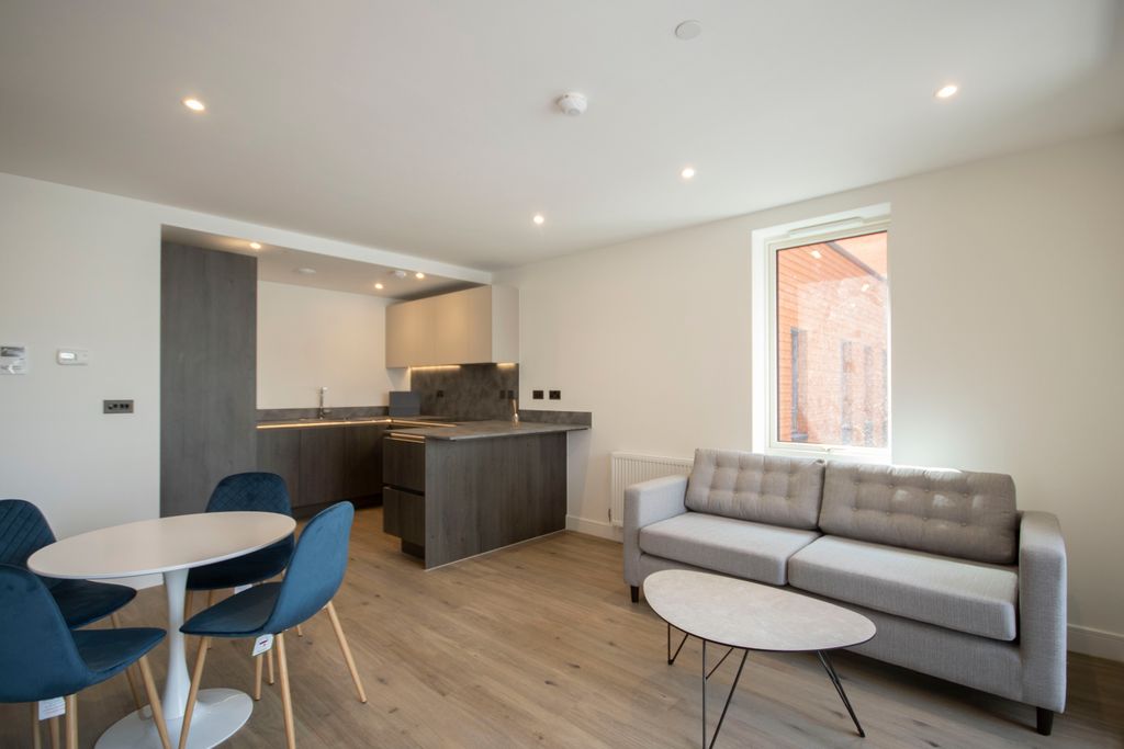 Property photo 3 of 26