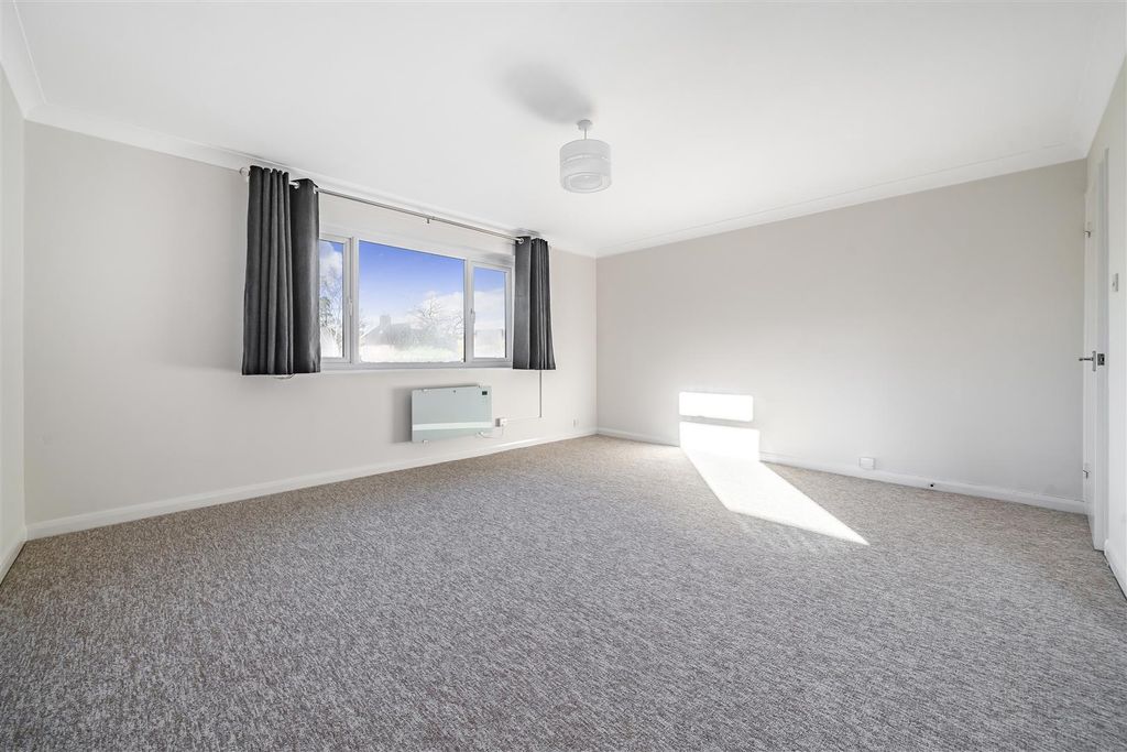 Property photo 3 of 13 Reception Room 2nd Angle.Jpg