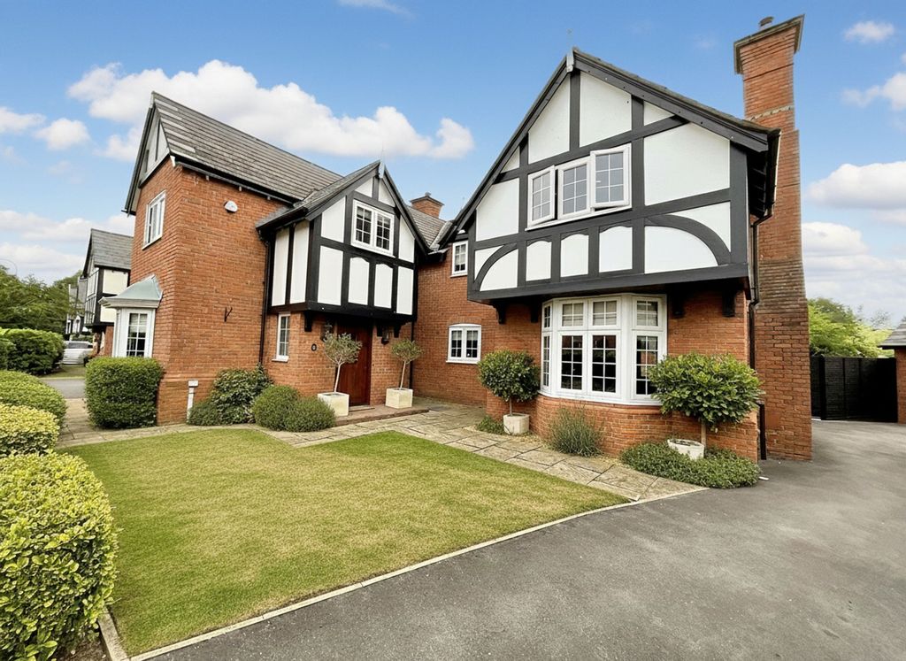 Property photo 1 of 28