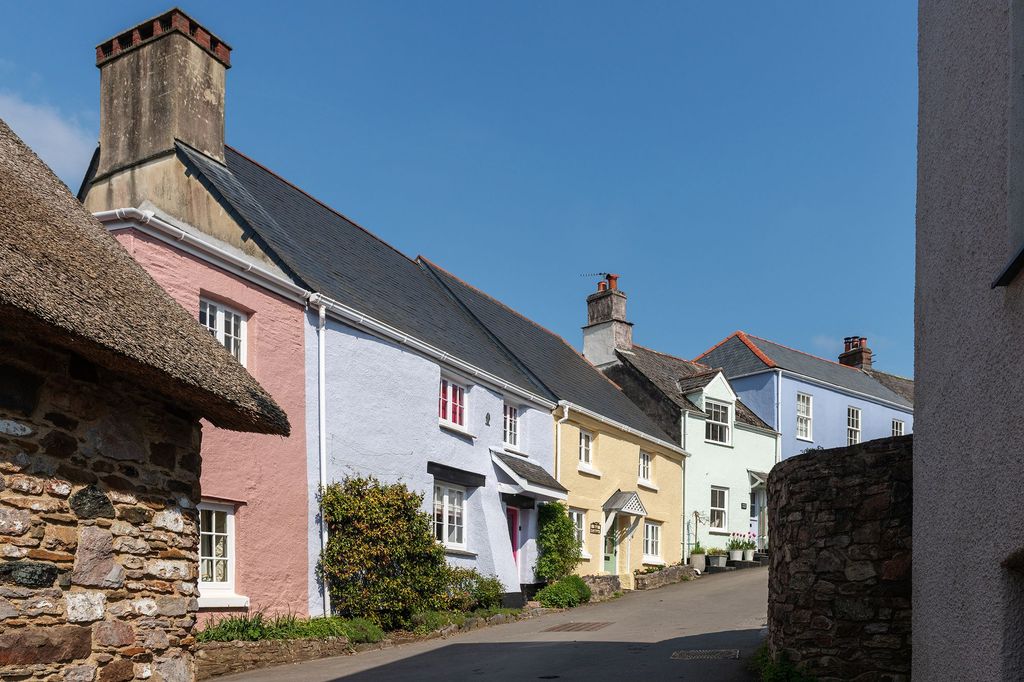 Property photo 1 of 13 The Nook, Lower Street, Dittisham