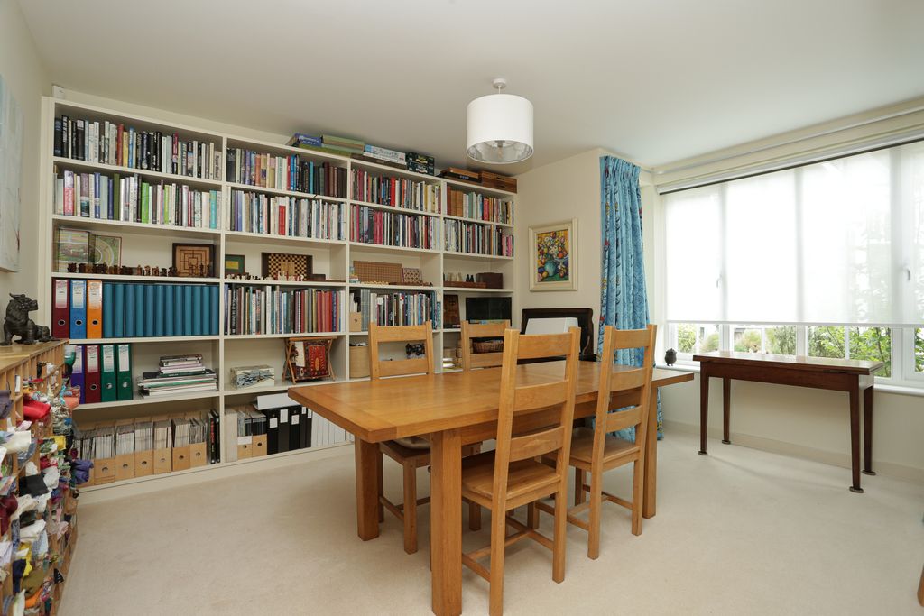 Property photo 3 of 19 Picture 3